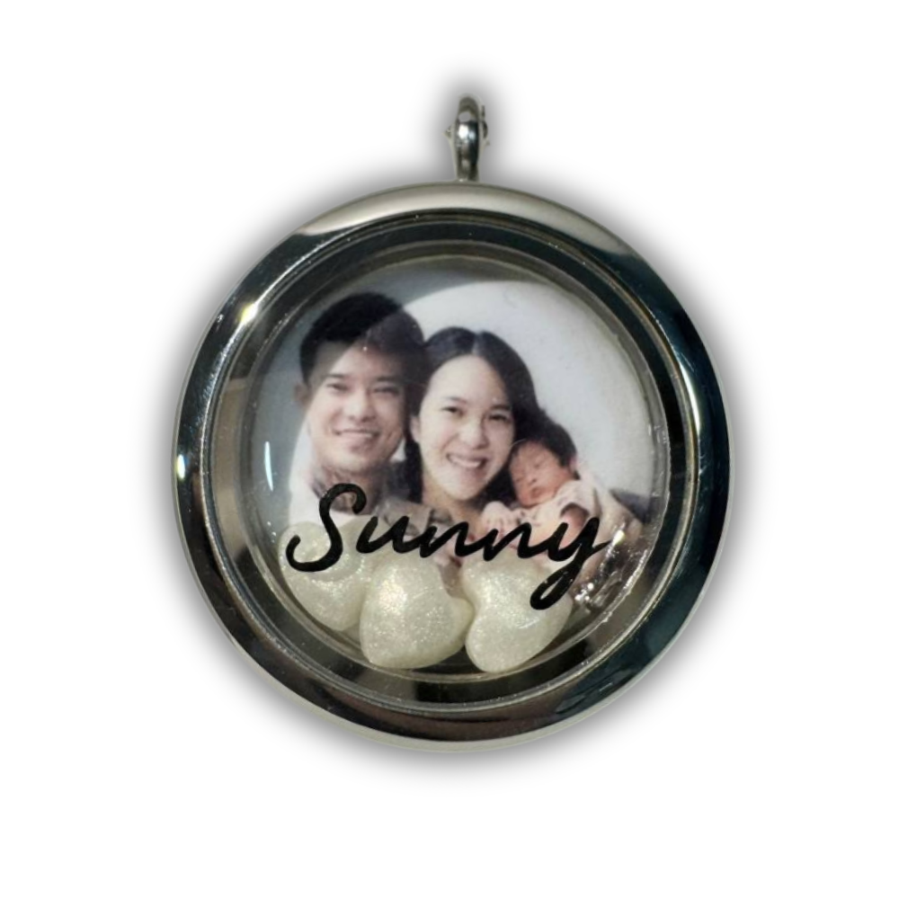 Signature Locket with Picture Background