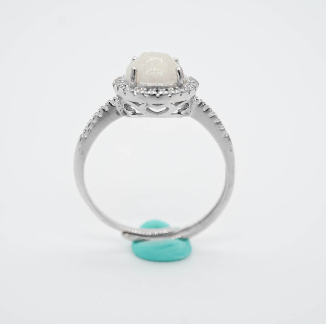 Classic Solitaire Breastmilk Ring