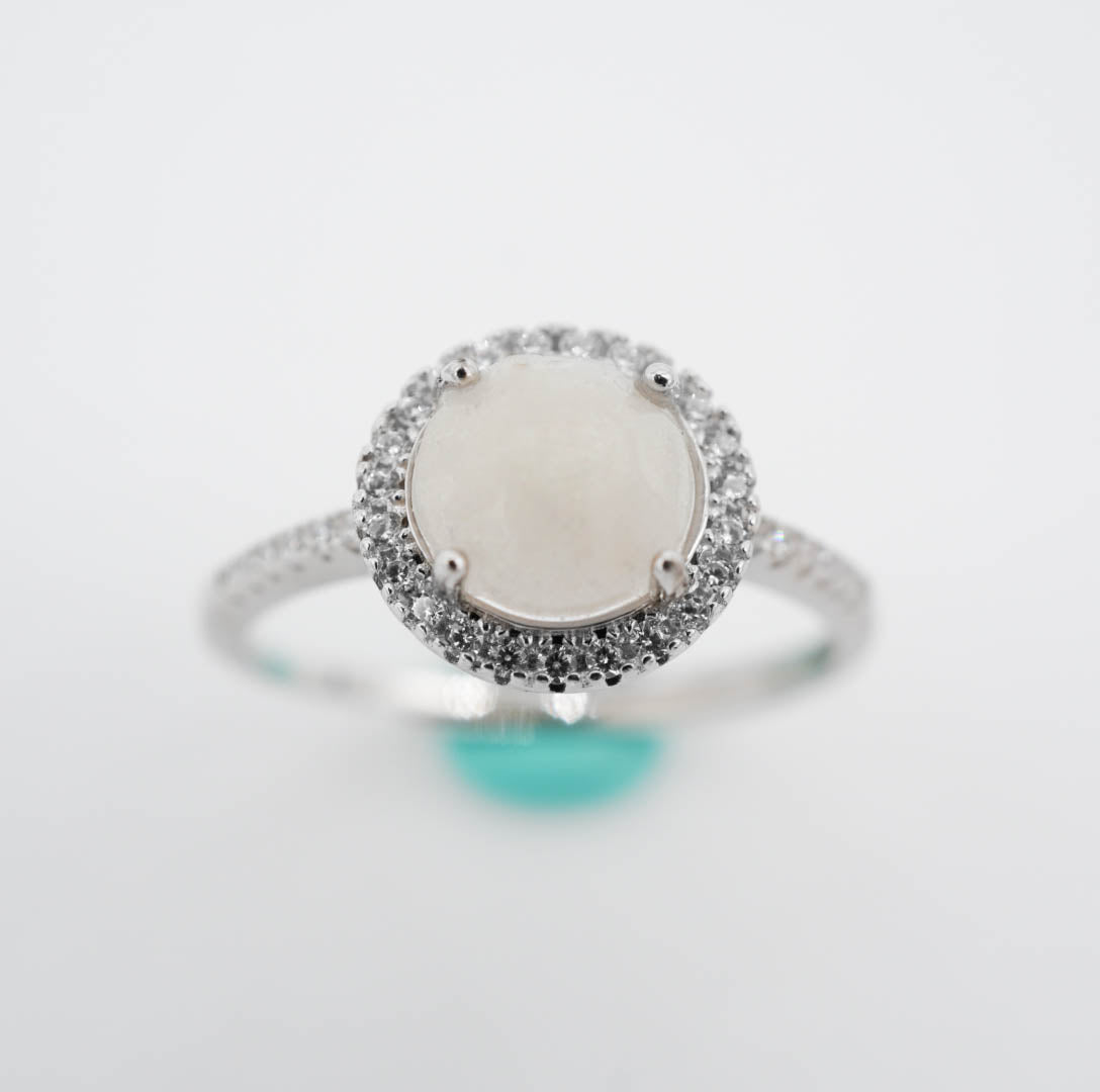 Classic Solitaire Breastmilk Ring