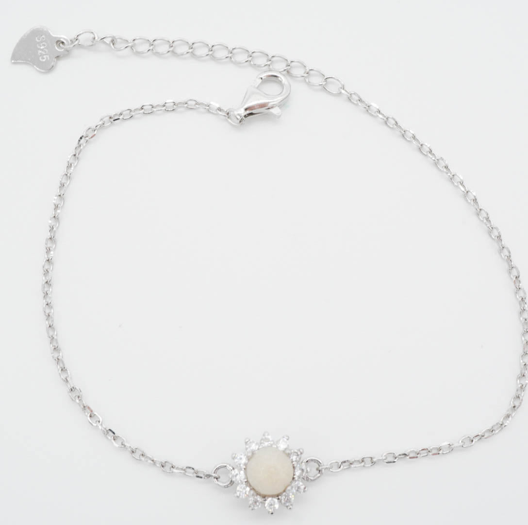 Stella Solitaire Breastmilk Bracelet