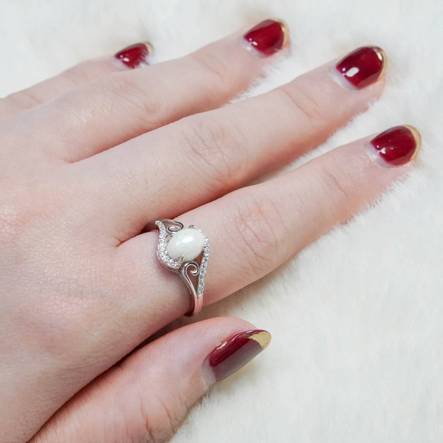 Celestine Solitaire Breastmilk Ring