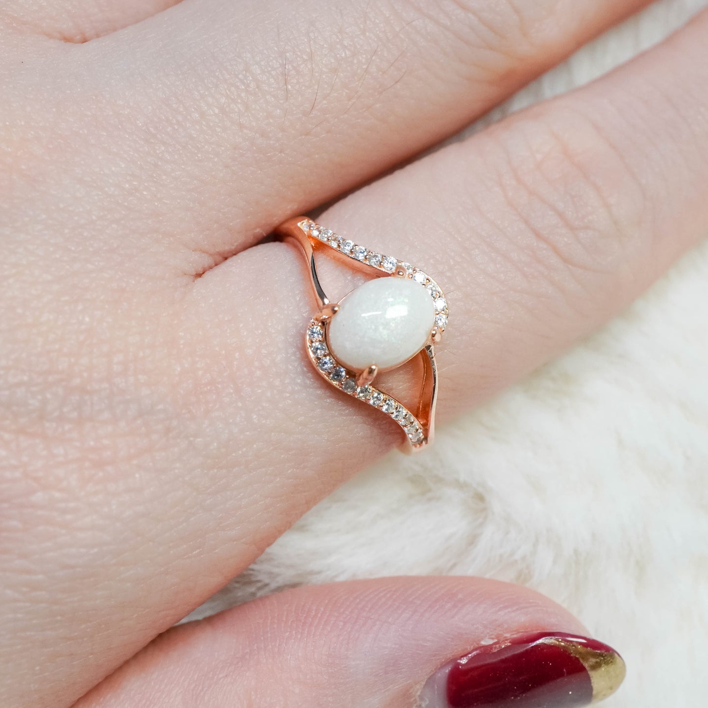 Celestine Solitaire Breastmilk Ring