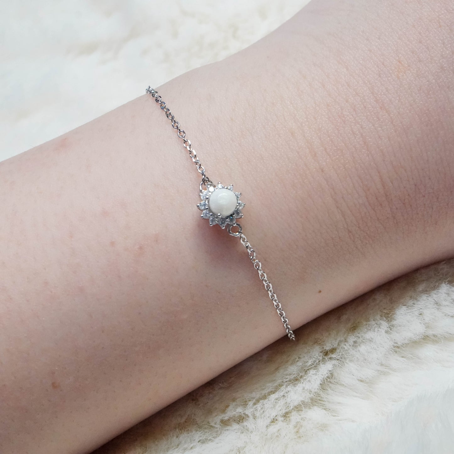Stella Solitaire Breastmilk Bracelet