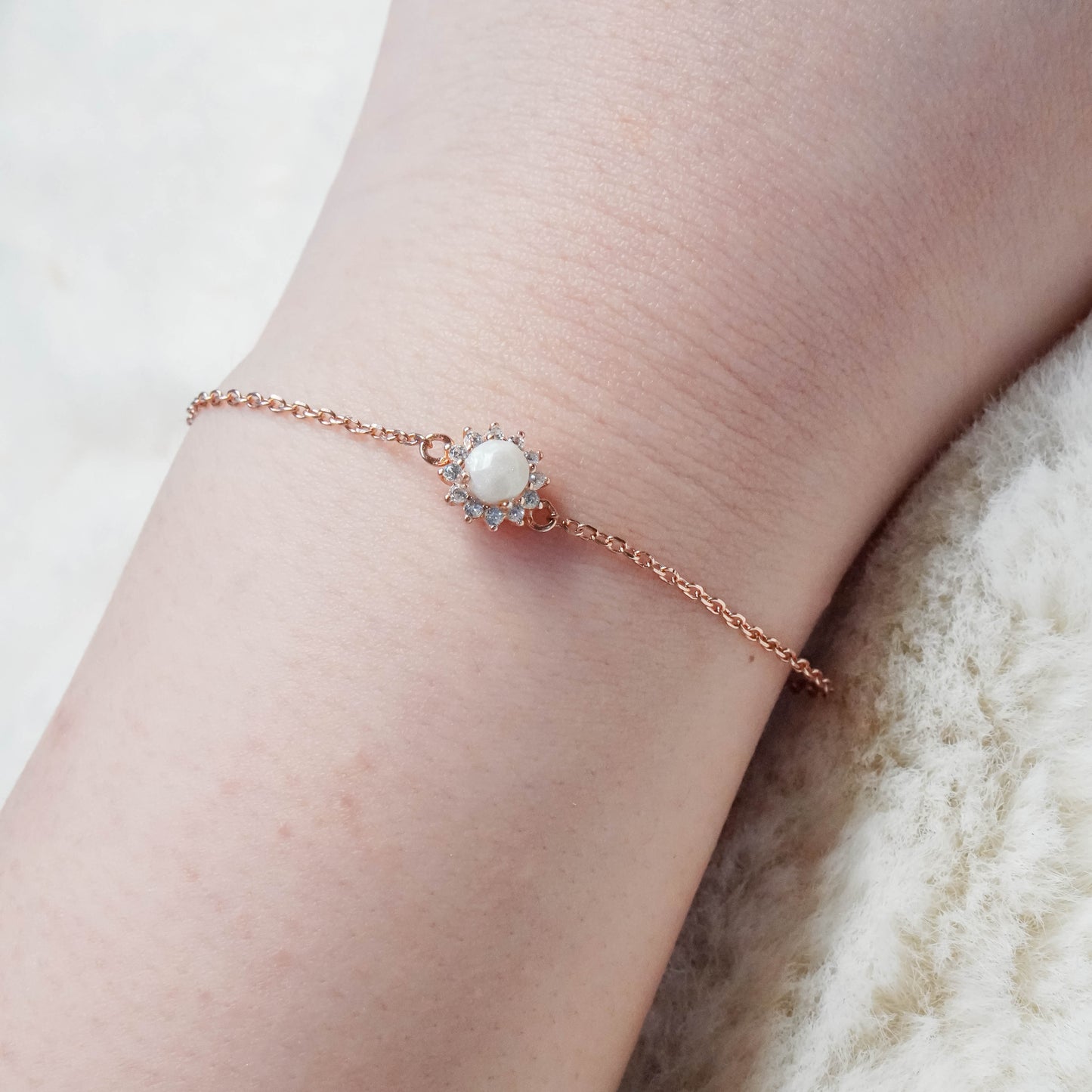Stella Solitaire Breastmilk Bracelet