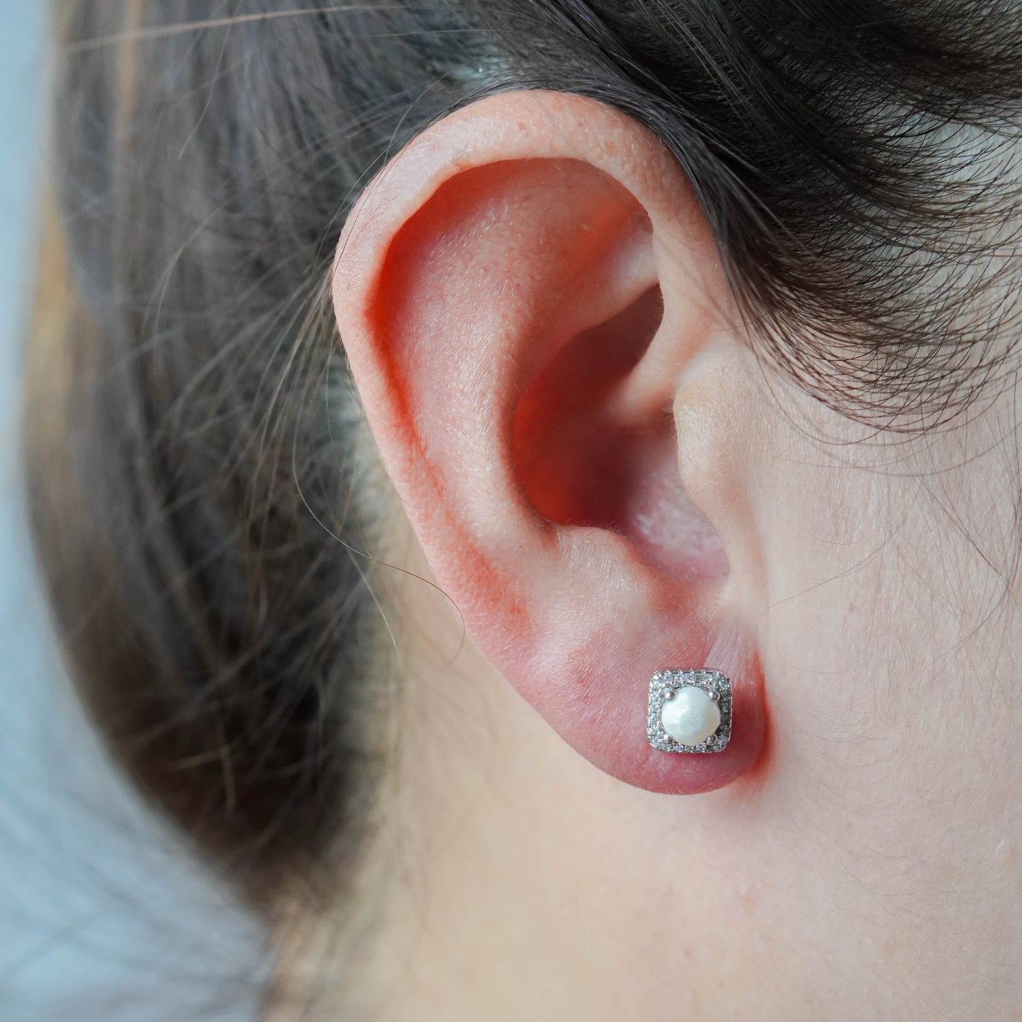 Princess Solitaire Breastmilk Ear Studs