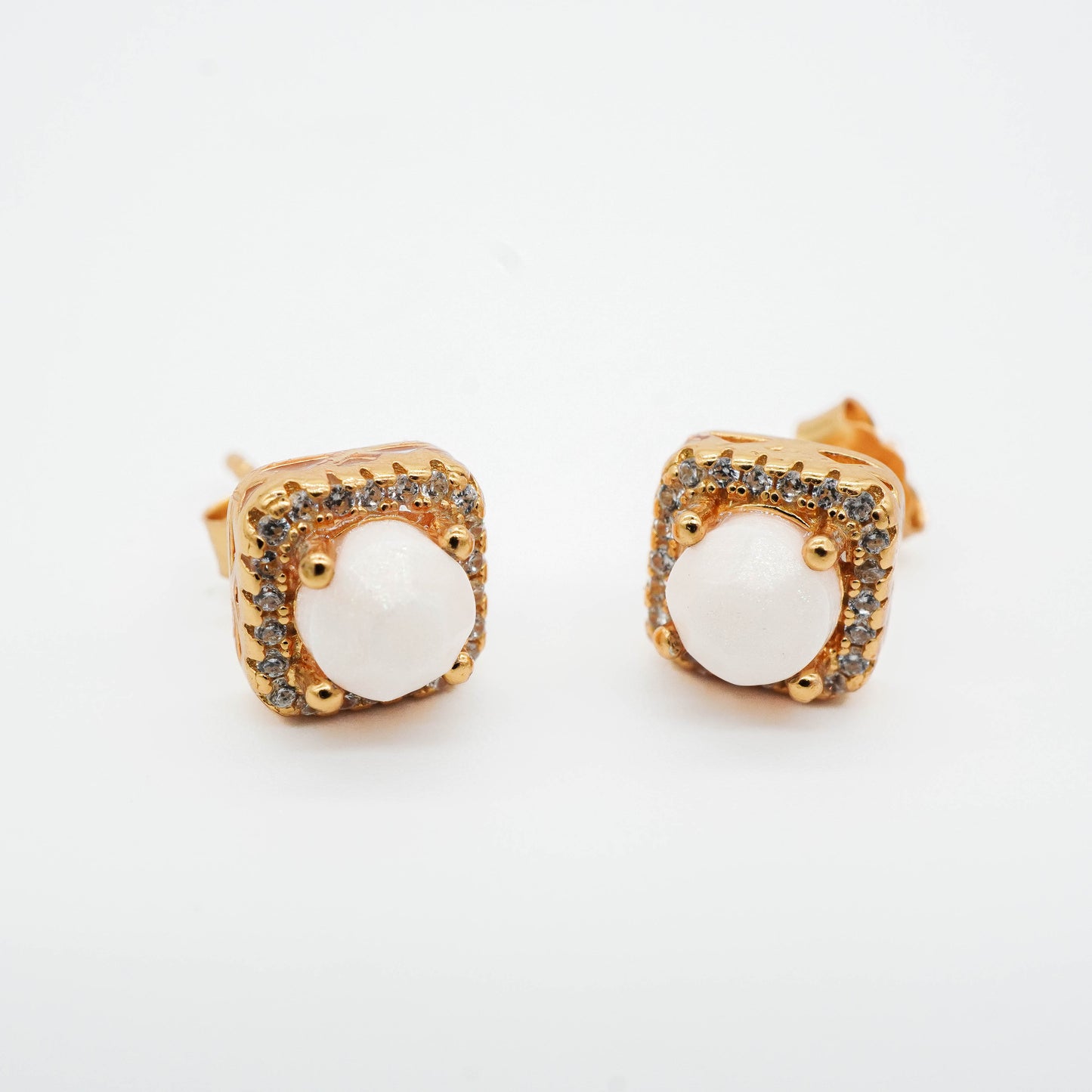 Princess Solitaire Breastmilk Ear Studs