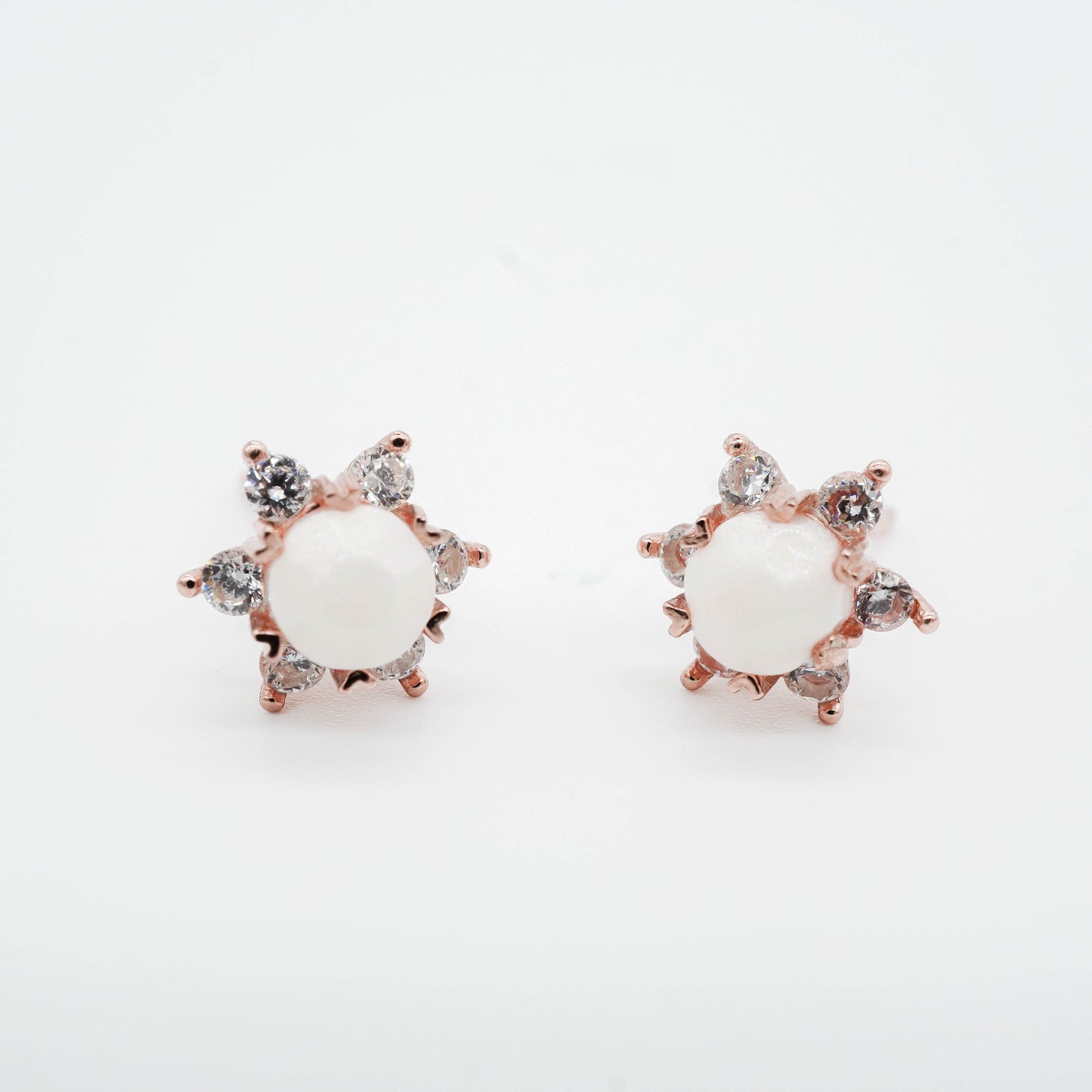 Claudine Solitaire Breastmilk Ear Studs