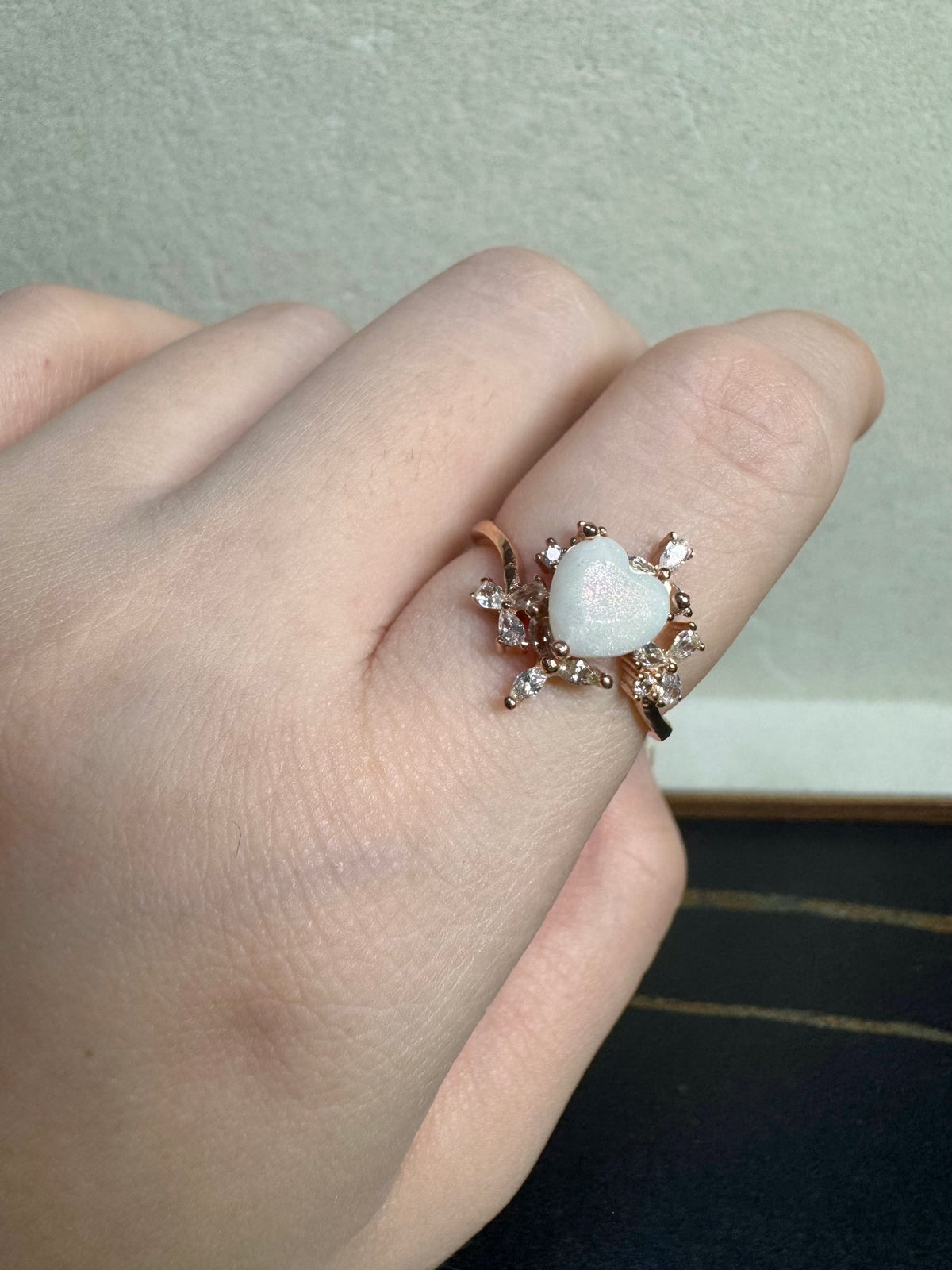 Giselle Solitaire Breastmilk Ring