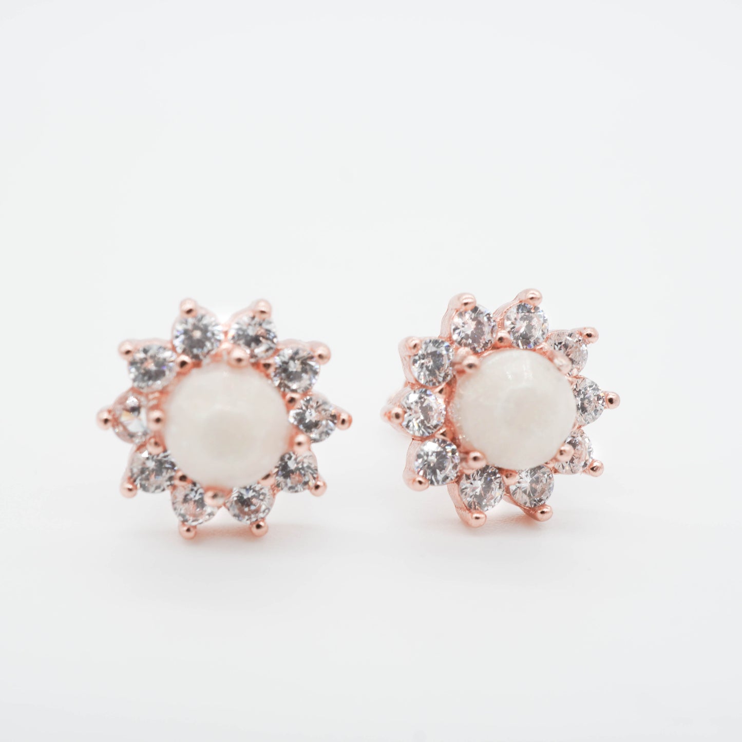 Stella Solitaire Breastmilk Ear Studs
