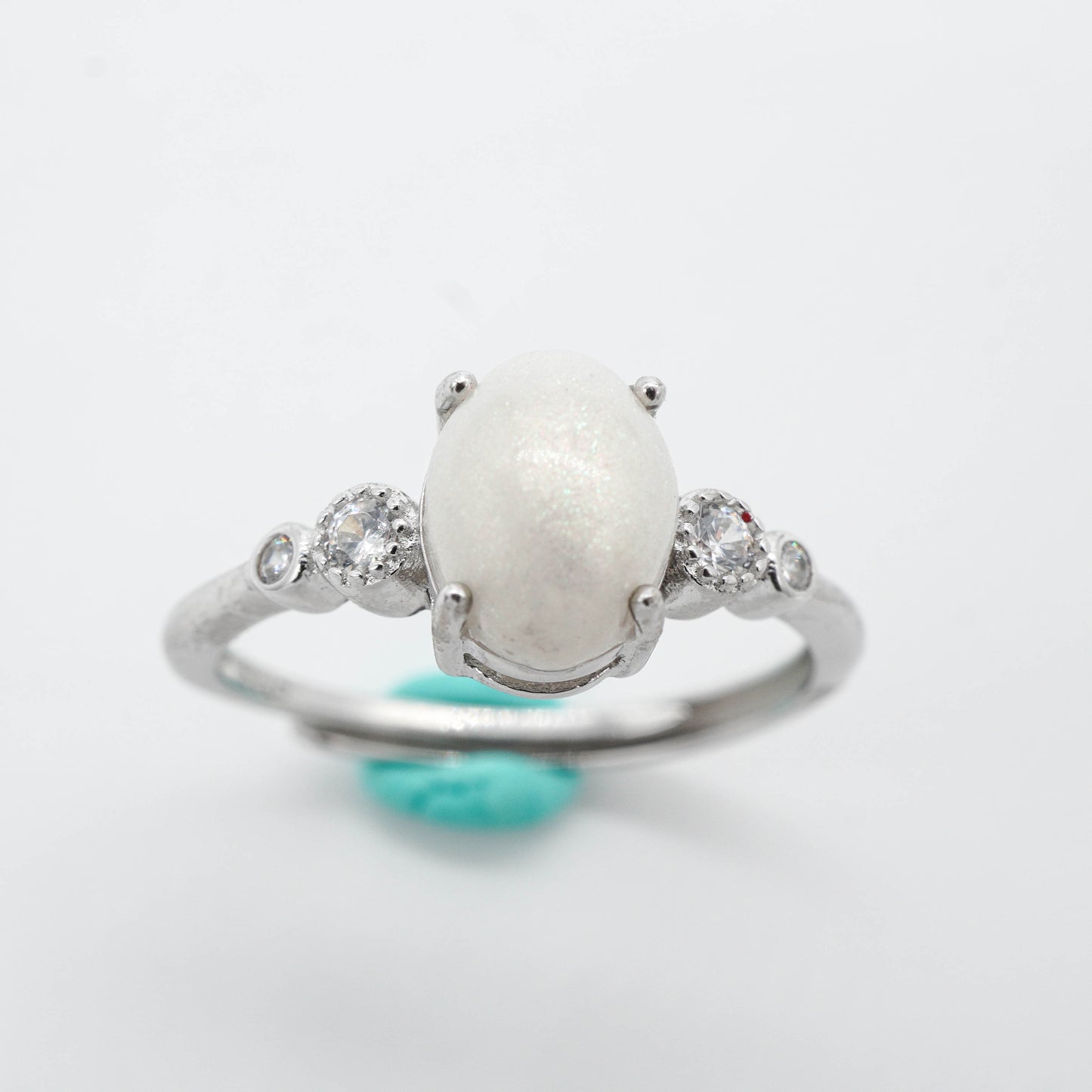 Aurora Solitaire Breastmilk Ring