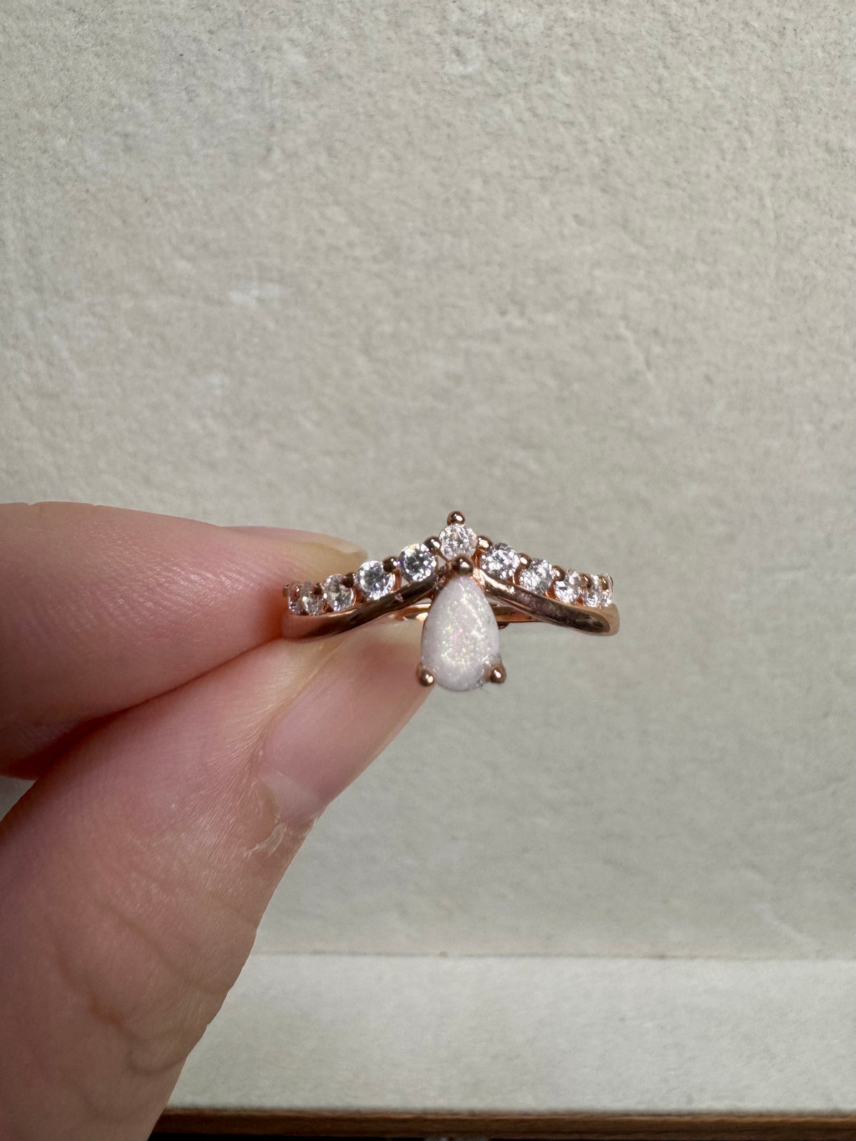 Valerie Solitaire Breastmilk Ring