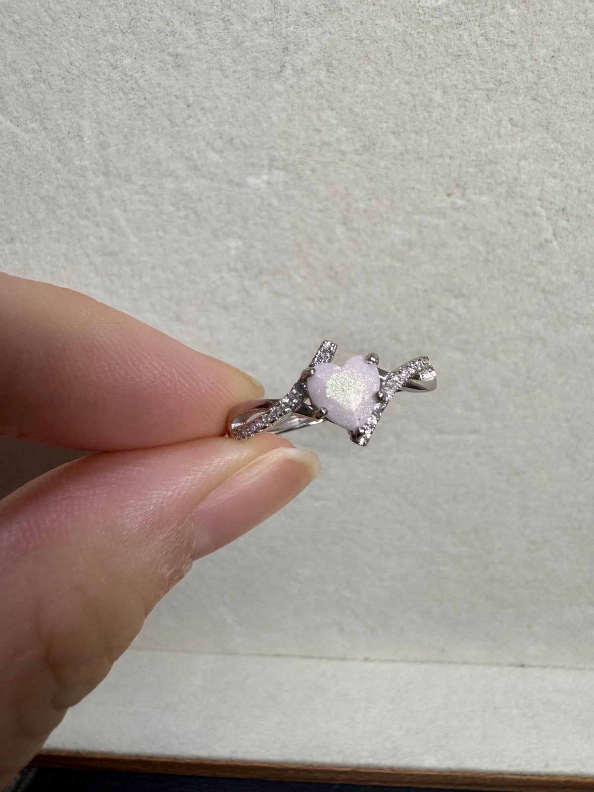 Rosalie Solitaire Breastmilk Ring