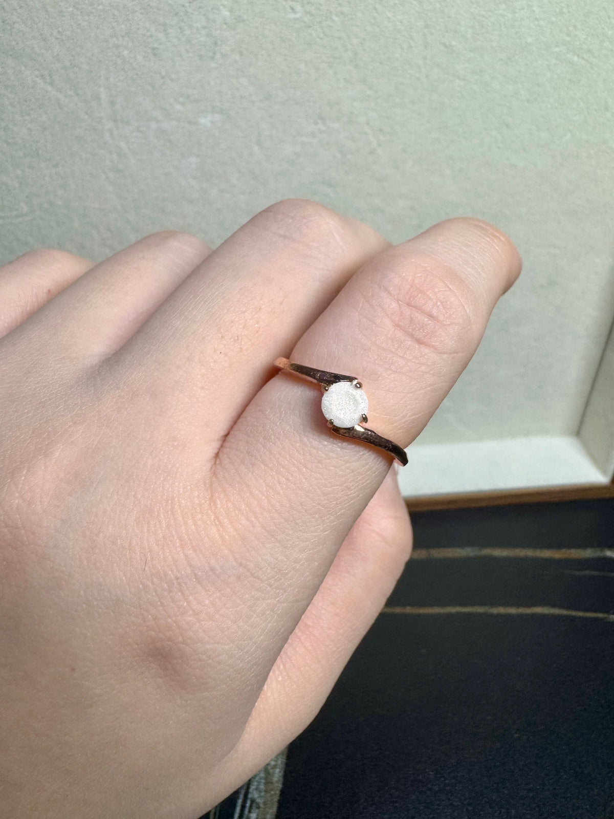 Vera Solitaire Breastmilk Ring