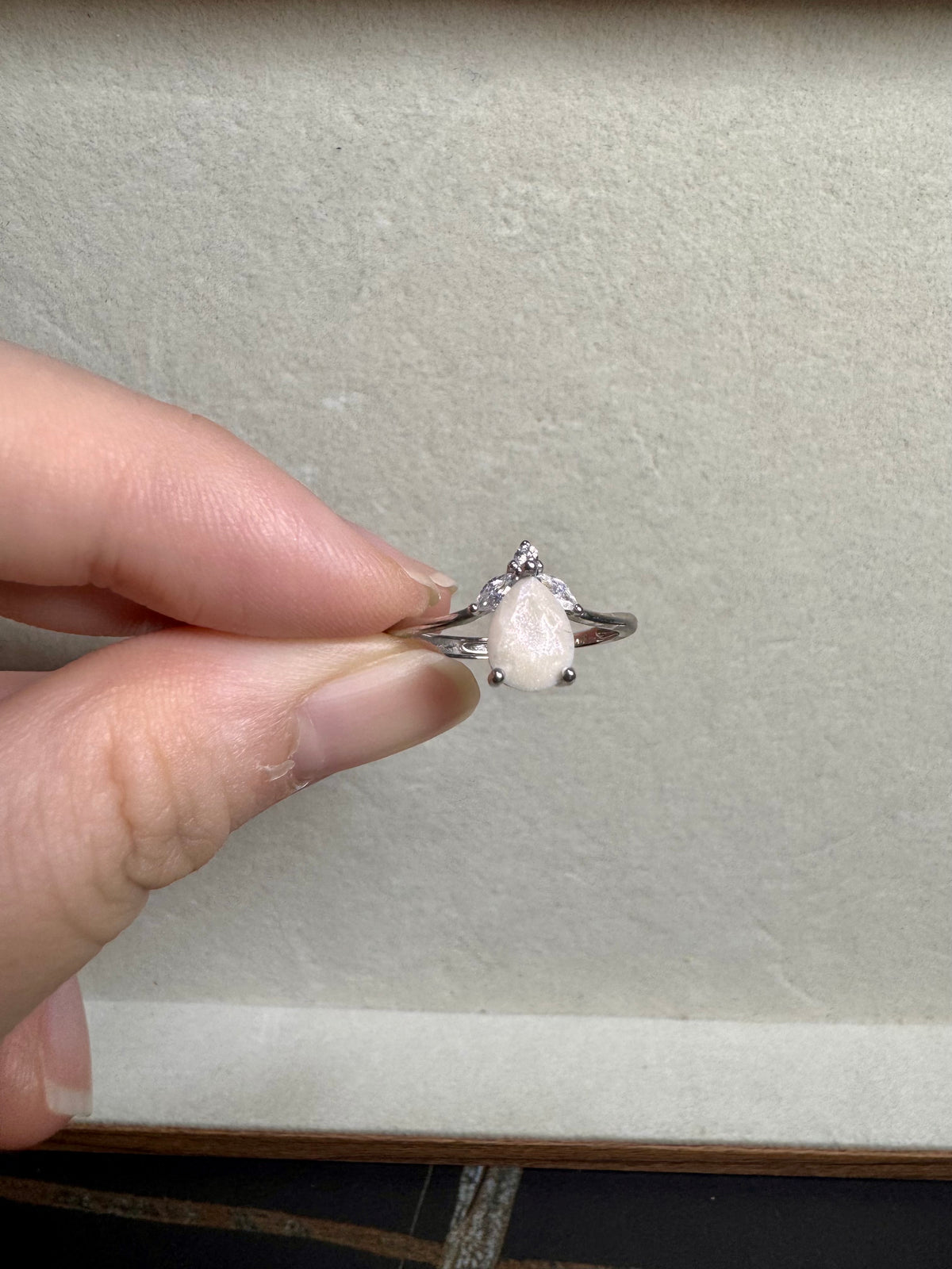 Veronica Solitaire Breastmilk Ring
