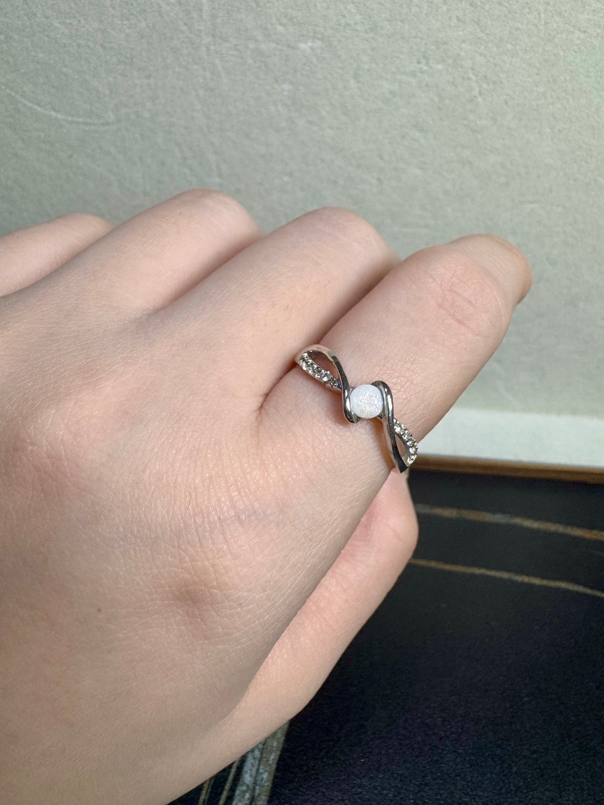 Sophie Solitaire Breastmilk Ring
