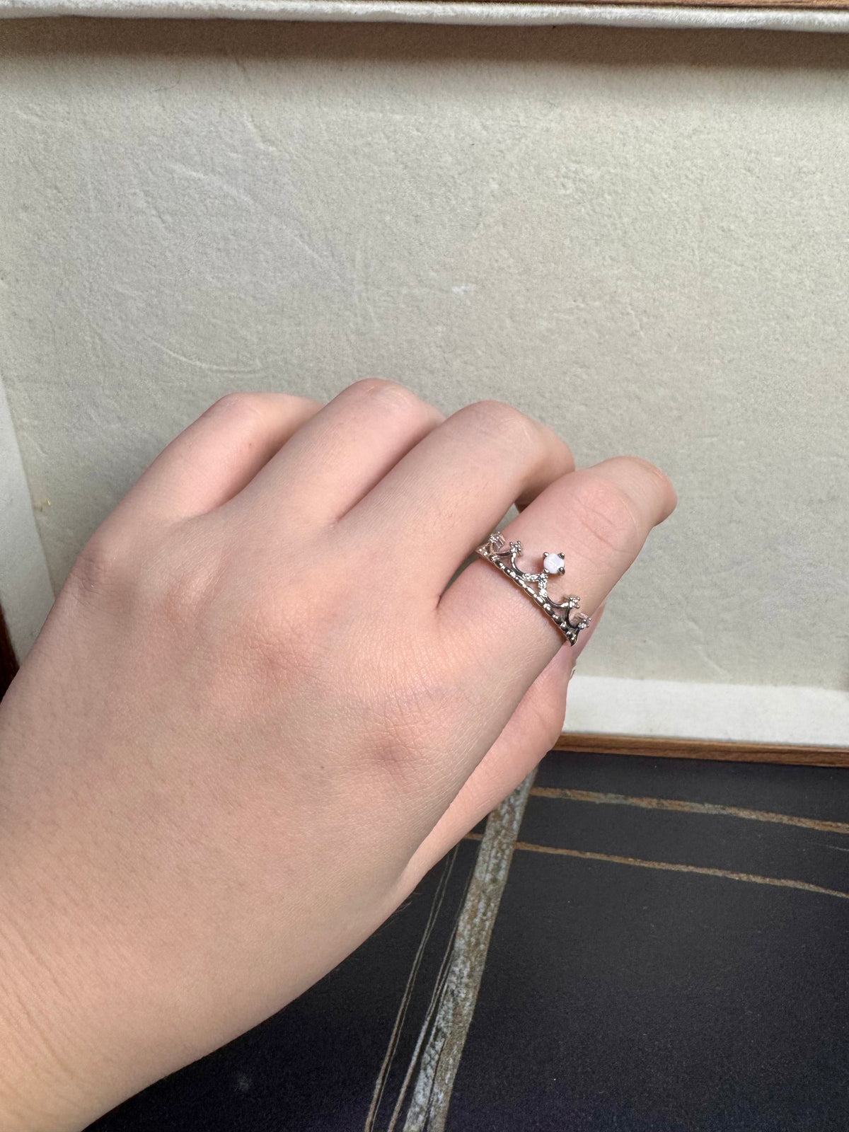 Tiara Solitaire Breastmilk Ring