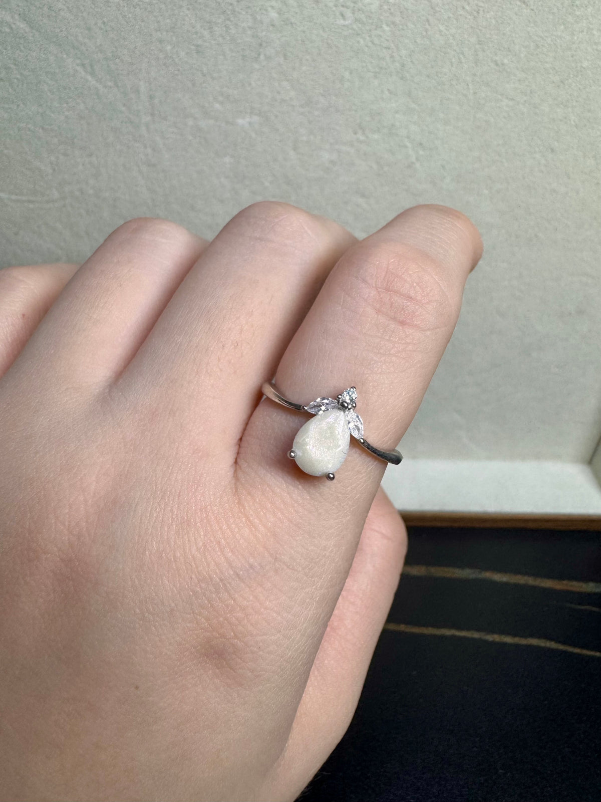 Veronica Solitaire Breastmilk Ring