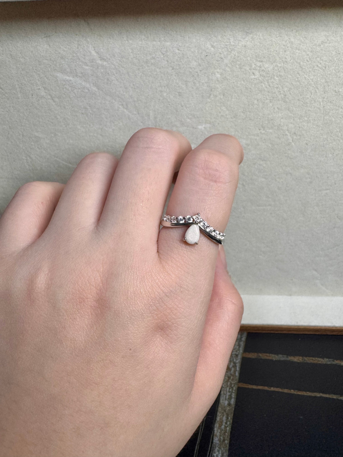 Valerie Solitaire Breastmilk Ring