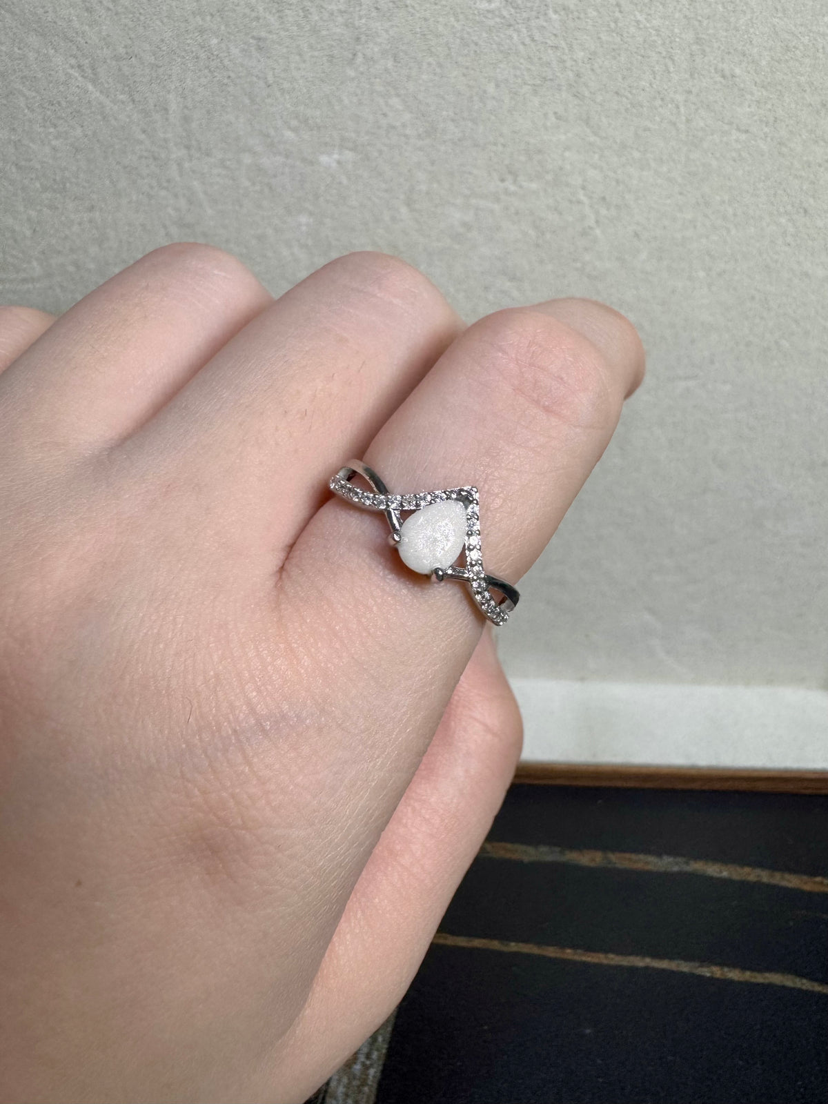 Jasmine Solitaire Breastmilk Ring