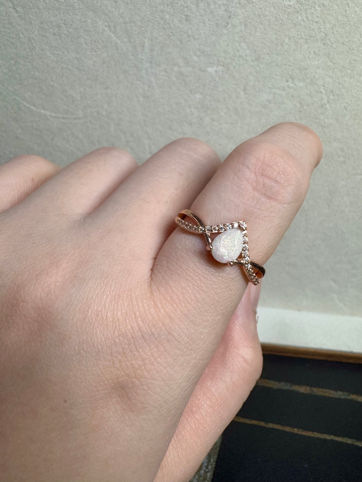 Jasmine Solitaire Breastmilk Ring