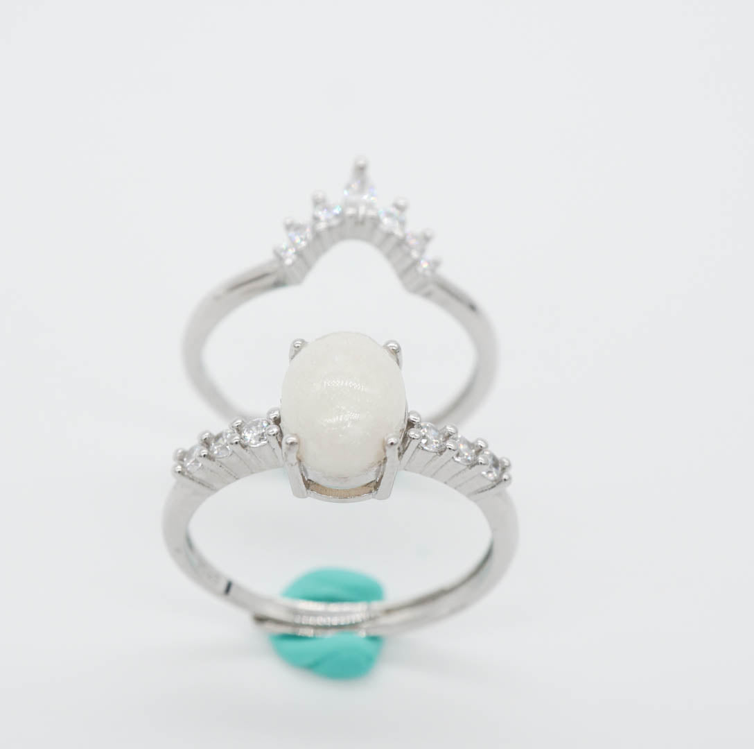 Auristelle Solitaire Breastmilk Ring
