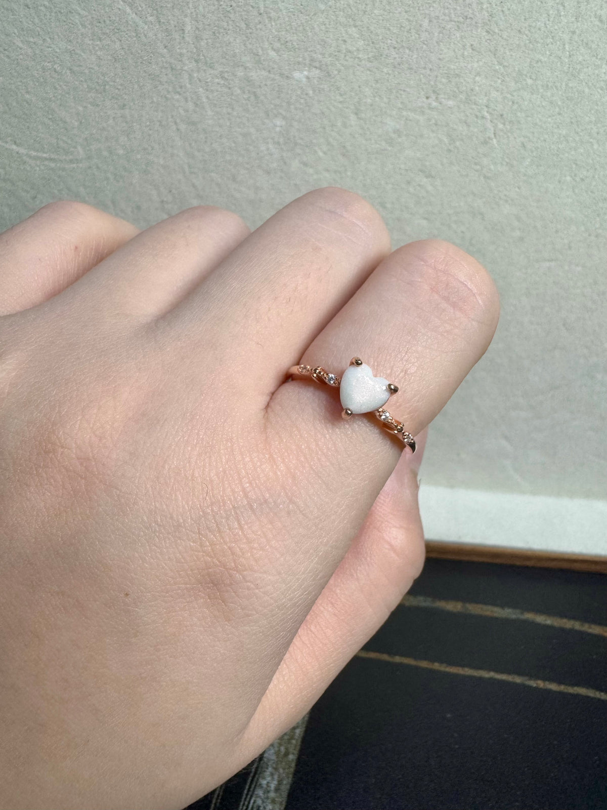 Maeve Solitaire Breastmilk Ring