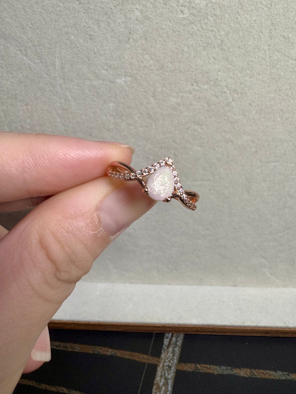 Jasmine Solitaire Breastmilk Ring