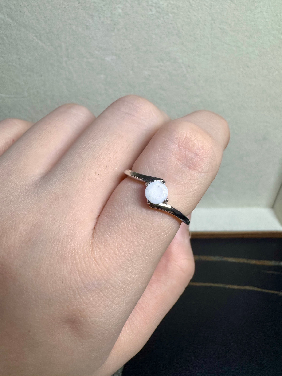 Vera Solitaire Breastmilk Ring