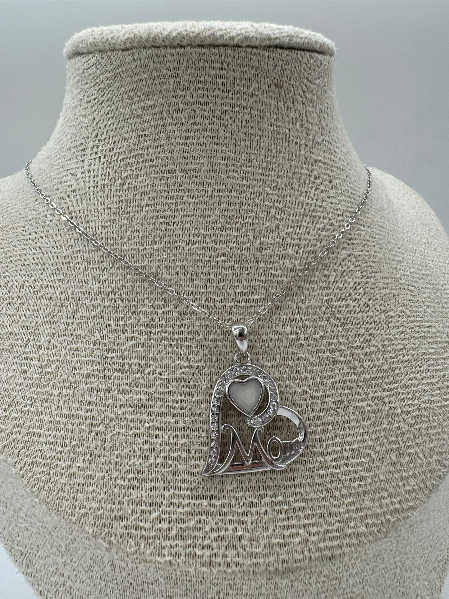 Mom Breastmilk Pendant