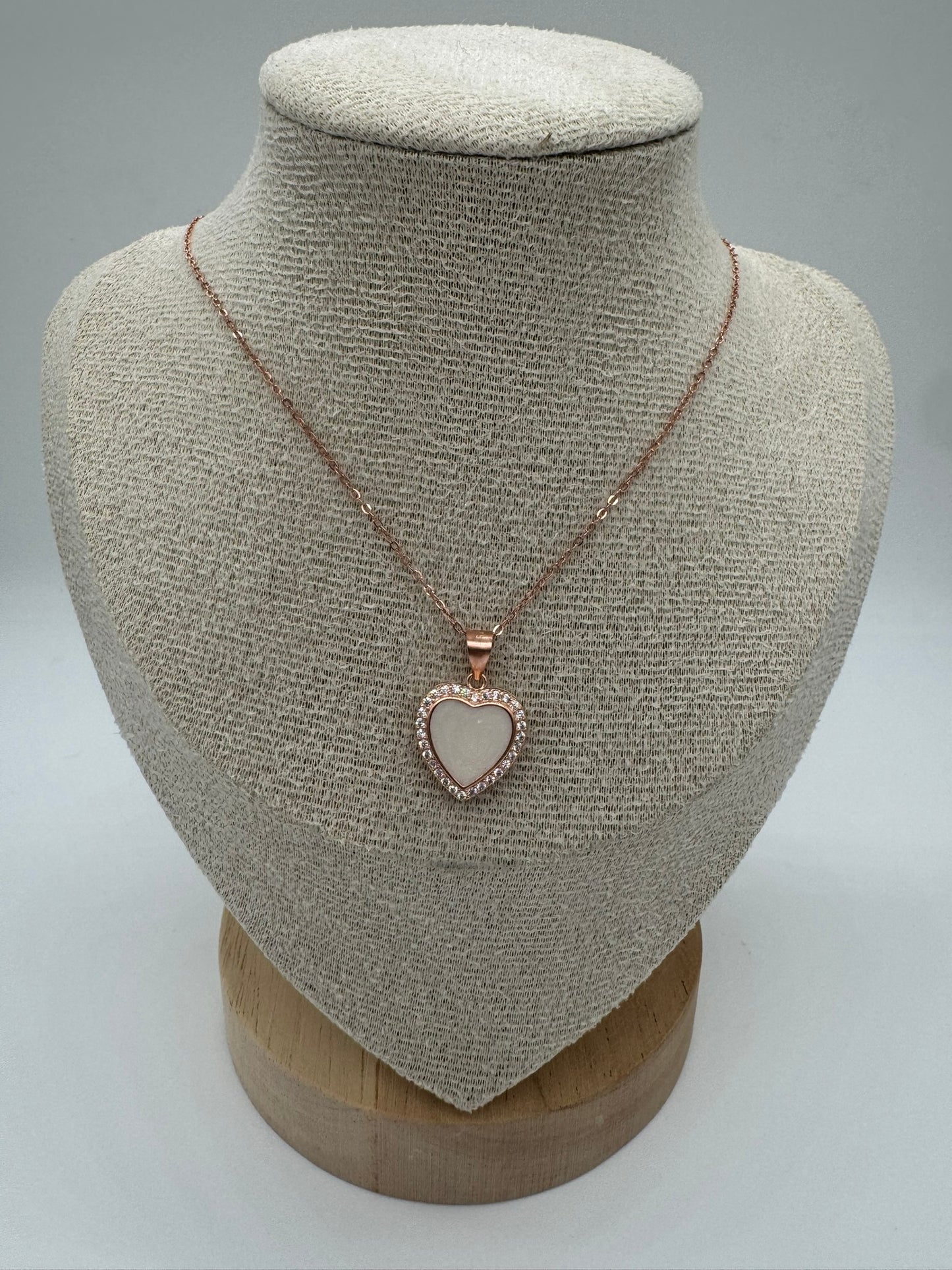 Lovera Breastmilk Pendant