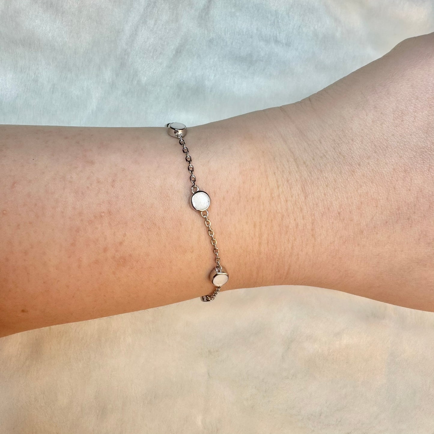 Camilia Solitaire Breastmilk Bracelet