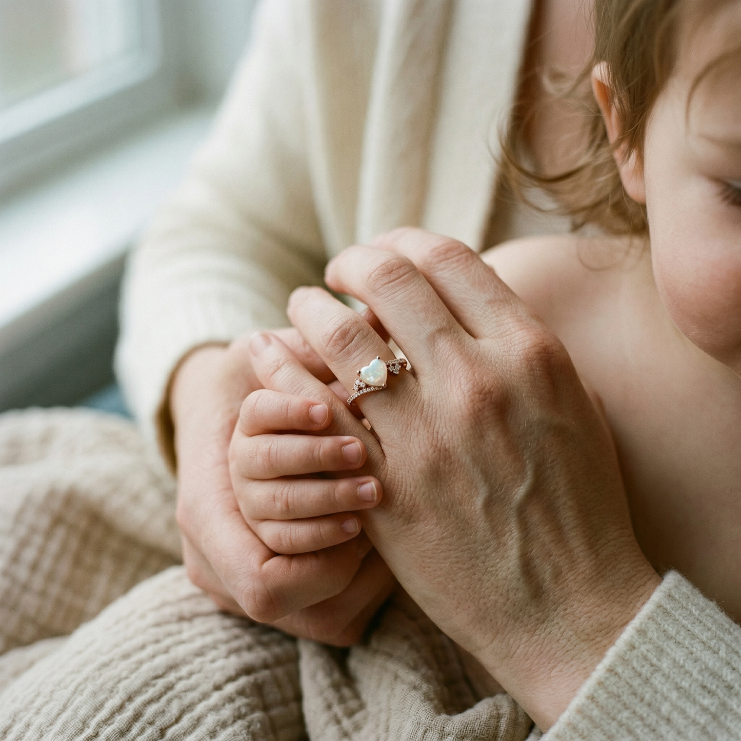 Angeline Solitaire Breastmilk Ring